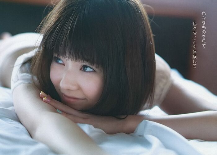 The Haruka Shimazaki gravure image which 'begins new ぱるる.' 4th image
