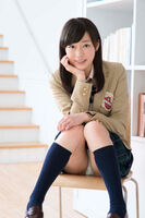 Show the sitting trick underwear of the JK uniform girl; is a thigh M-shape line of the fascination a pause!