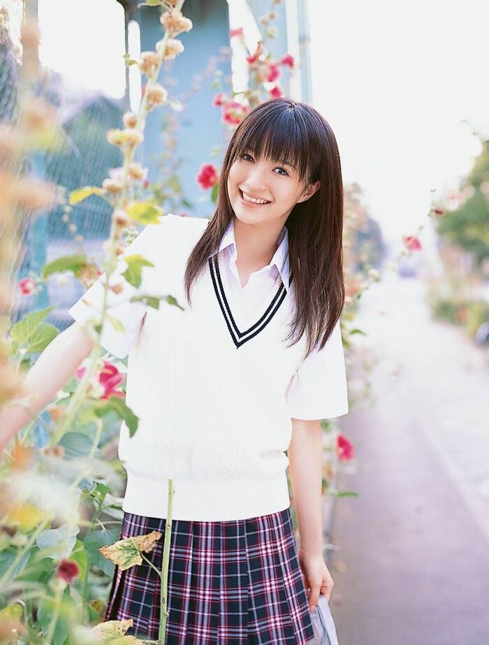 【制服女子】さわやかオーラwww透明感のあるJKグラビアは癒されるな 2th image