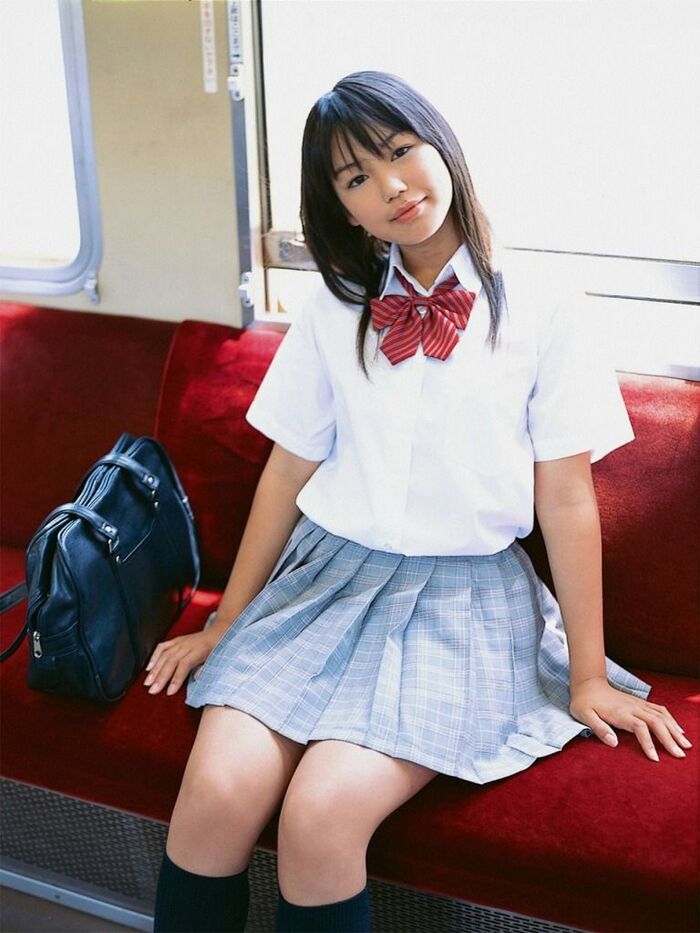 【制服女子】さわやかオーラwww透明感のあるJKグラビアは癒されるな 9th image