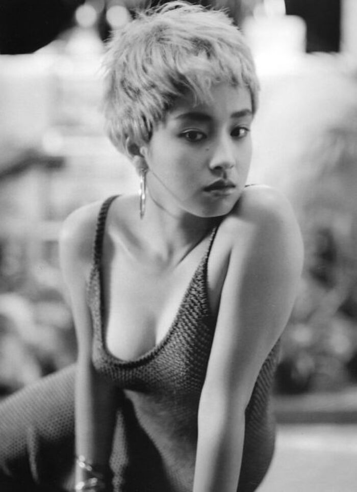 The breast image that it is to an already ripe body as for former idol with many Rie Miyazawa scandals 21th image