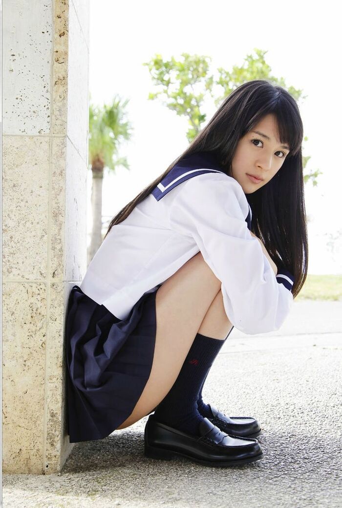[the third beautiful girl] is a gravure image of the www Ai Yamagami a line of the body with a swimming race swimsuit clearly! 17th image