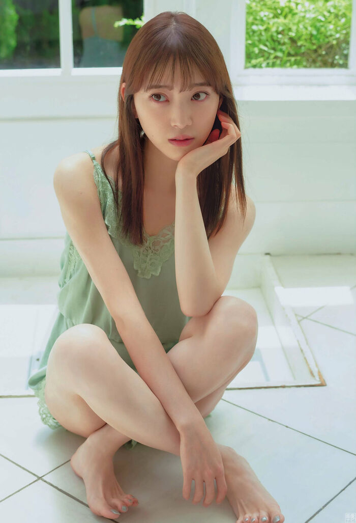 [Nogizaka46] is with 堀未央奈 (20) transparence, and is amorous. 45th image