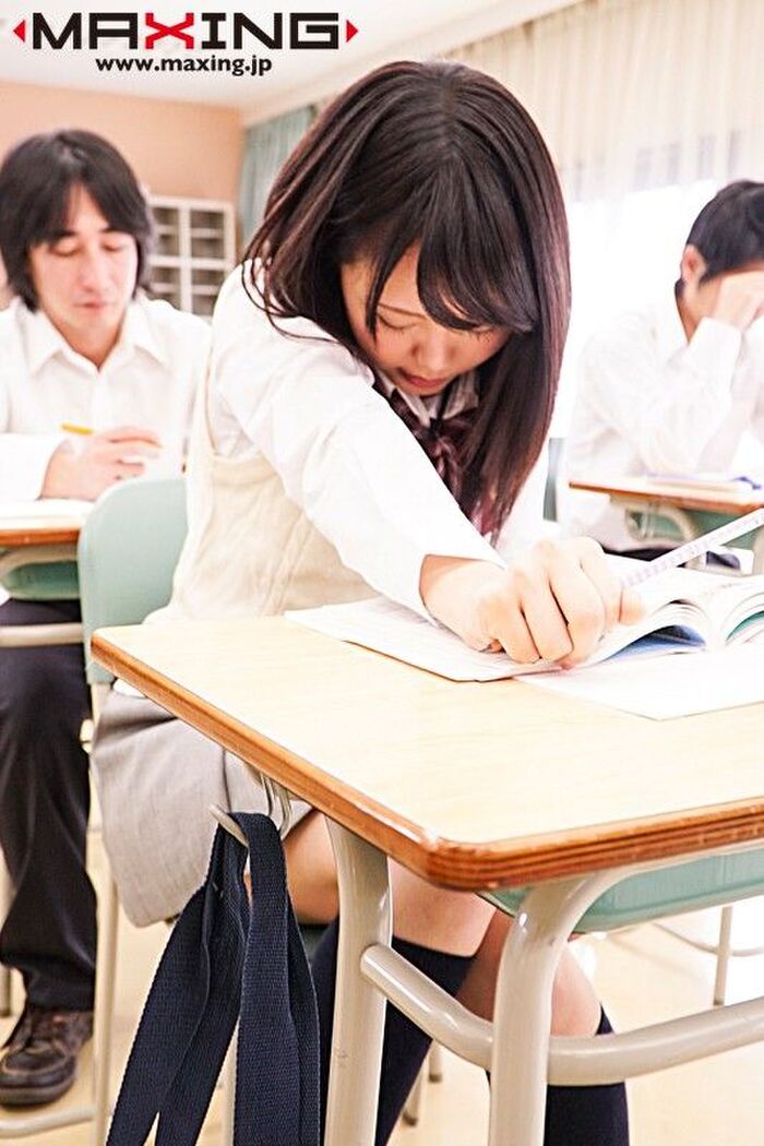 [neatness system bitch] various idol JKwww which, by the way, does ハメハメ of the campus 3th image