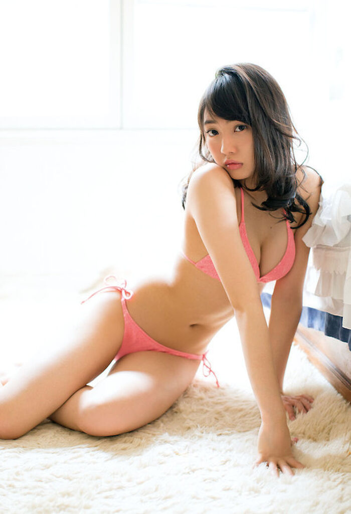 木崎ゆりあ 丸い可愛い顔でのし上がってきた年内卒業予定のおっぱい画像 14th image