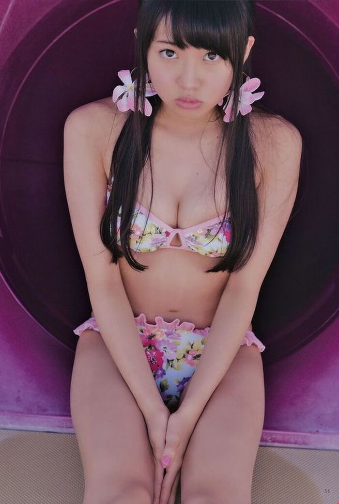 木崎ゆりあ 丸い可愛い顔でのし上がってきた年内卒業予定のおっぱい画像 5th image