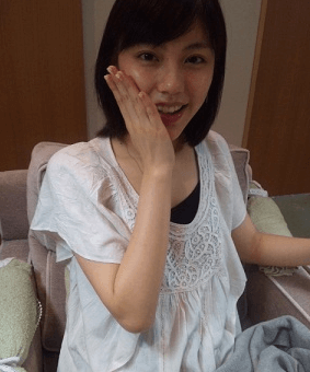 The breast image that it is a beautiful woman with full of the Erena Mizusawa sex appeal, but I am sorry that there are not exposure and the gravure of the skin 12th image