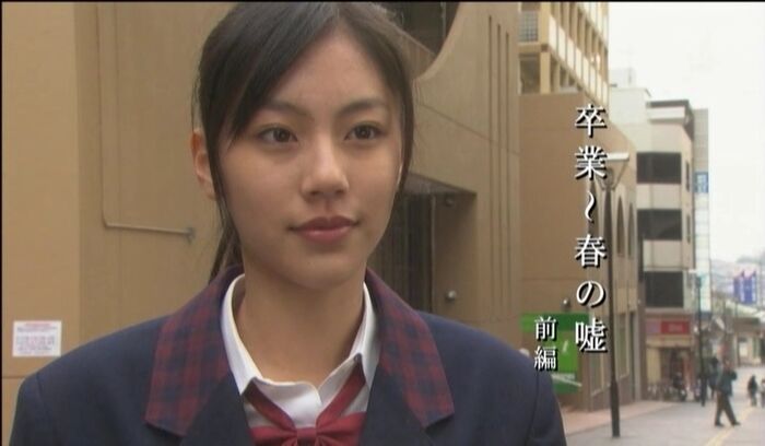 The breast image that it is a beautiful woman with full of the Erena Mizusawa sex appeal, but I am sorry that there are not exposure and the gravure of the skin 13th image