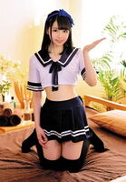 Pies in the shaved beauty man ok! Beautiful girl Refre lady is a lot of service in JK Cosplay!