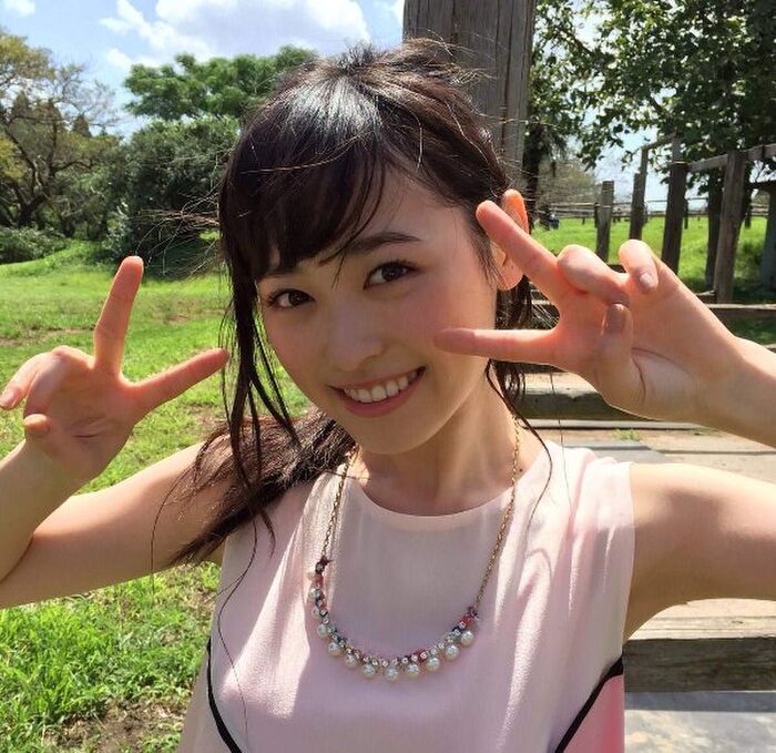 Cute entertainers, I want to lick sexy armpit 6th image