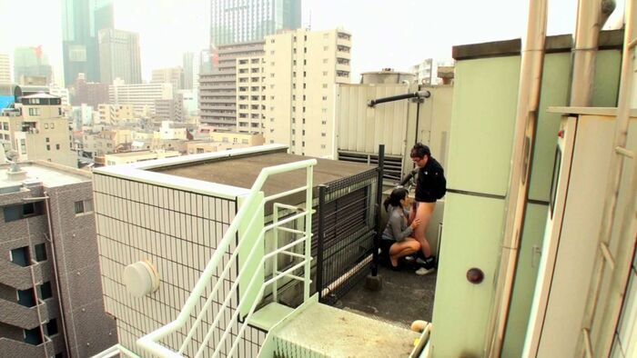 30 photos of the talented bimbo girls saku outdoors 19th image