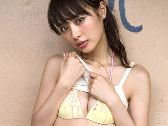 Uchida Rio (25) and Aizawa (25) is a swimsuit collaboration! 12th image