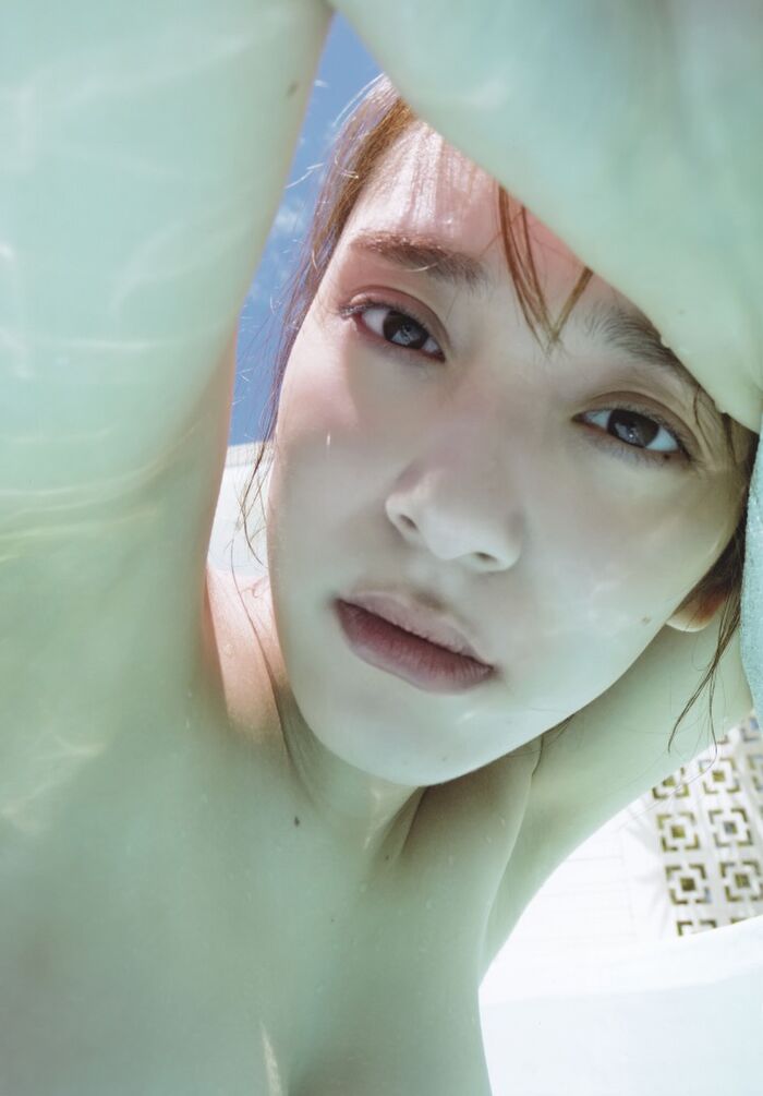 125 Photos of Tomaru Rika Gravure, Mon-cm, clothed busty yoga etc... 72th image