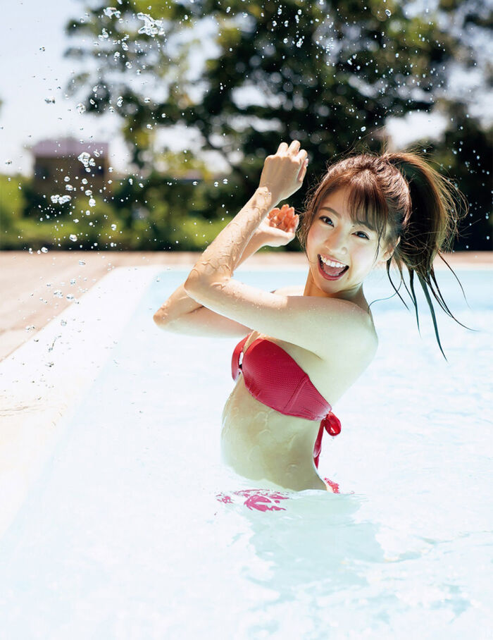 Shida Tomomi (20) was a sexy gravure after a long time as 'mole' from high school. 32th image