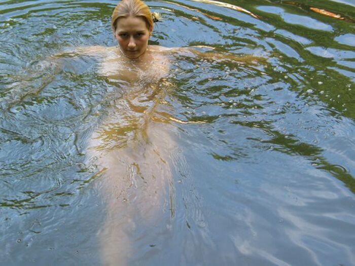 A blond girl from Russia is a nude swimmer in a dirty pond near a private lodge... Part1 23th image