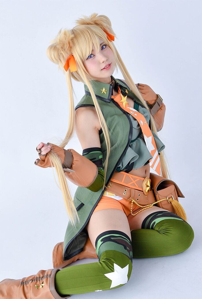 It's almost summer c92! Sexy cosplayers out erotic rom here 46th image