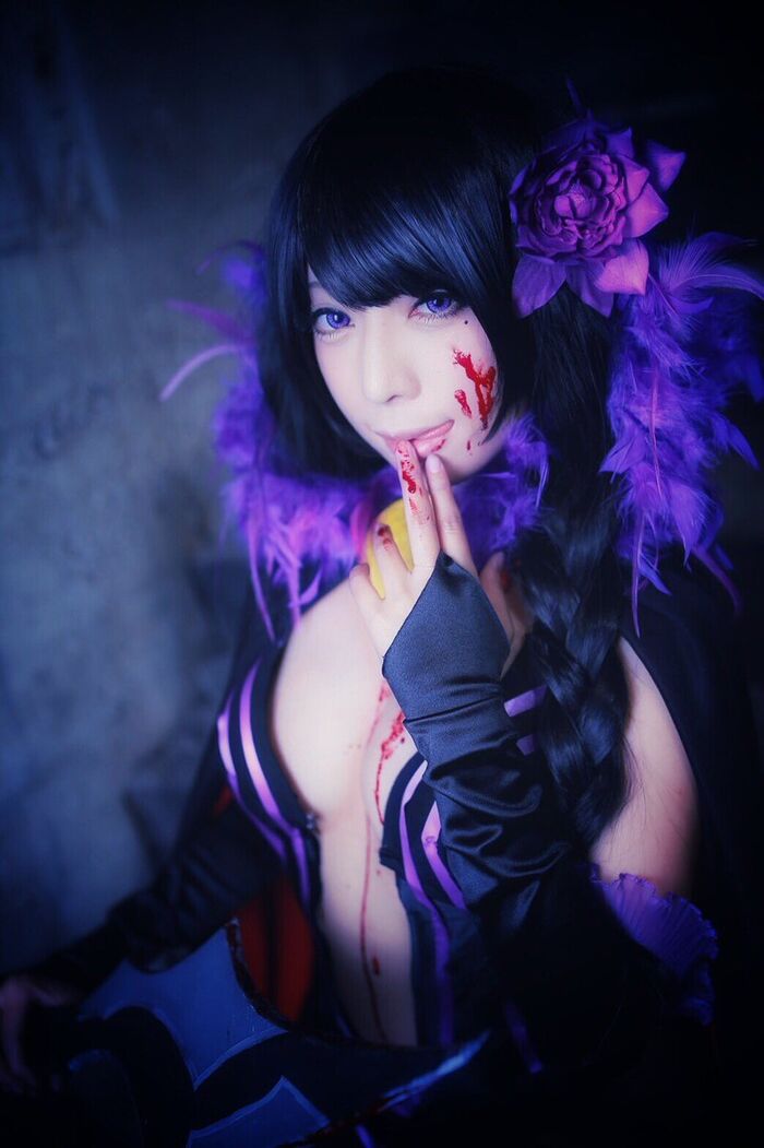 It's almost summer c92! Sexy cosplayers out erotic rom here 64th image