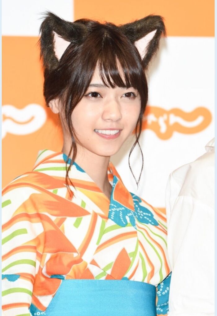 Mai Shiraishi (24) and Nishino Nanase (23) Cute cat ear yukata too. 17th image
