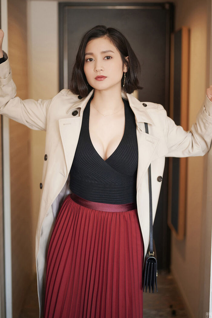 Exit Arisa (24) G-cup God style Reporter. 12th image