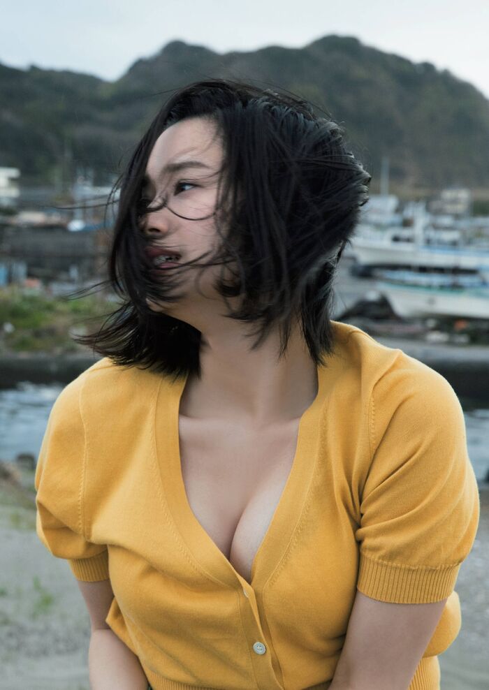 Exit Arisa (24) G-cup God style Reporter. 59th image