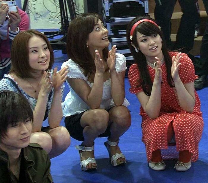 I'm lucky to be able to watch entertainers ' pants on TV. 12th image