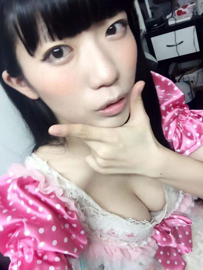55 pieces such as F Cup semi-nude photo Busa busty [breasts or beauty] is attracted to! 21th image