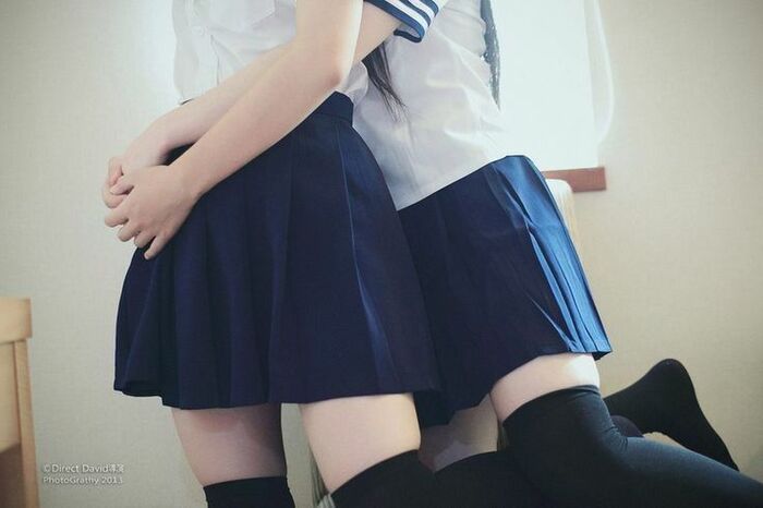 【清楚系】ニーハイJKの絶対領域と白パンツのエロス画像！ 15th image
