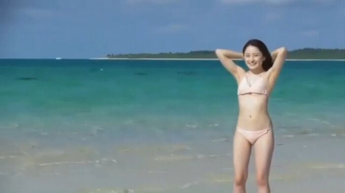 Moe daughter. Morito Saki (17) swimsuit gravure idol 40 pictures 13th image