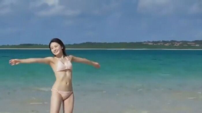 Moe daughter. Morito Saki (17) swimsuit gravure idol 40 pictures 14th image