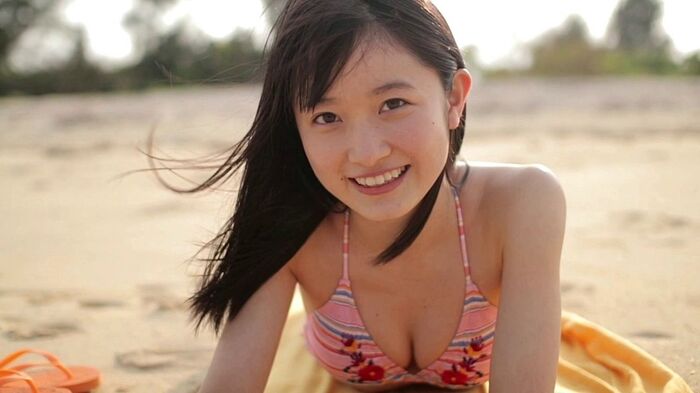 Moe daughter. Morito Saki (17) swimsuit gravure idol 40 pictures 43th image