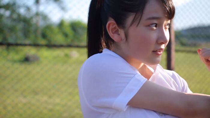 Moe daughter. Morito Saki (17) swimsuit gravure idol 40 pictures 60th image