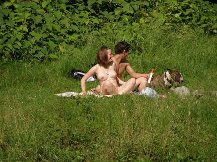 If you think a white couple is naked and sunbathing in the hill of the Local... 22 pictures Voyeur who wanted to start sex! 13th image