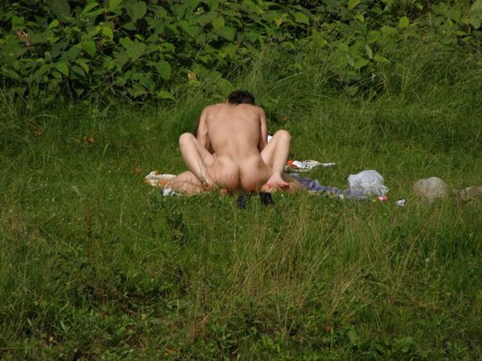 If you think a white couple is naked and sunbathing in the hill of the Local... 22 pictures Voyeur who wanted to start sex! 26th image