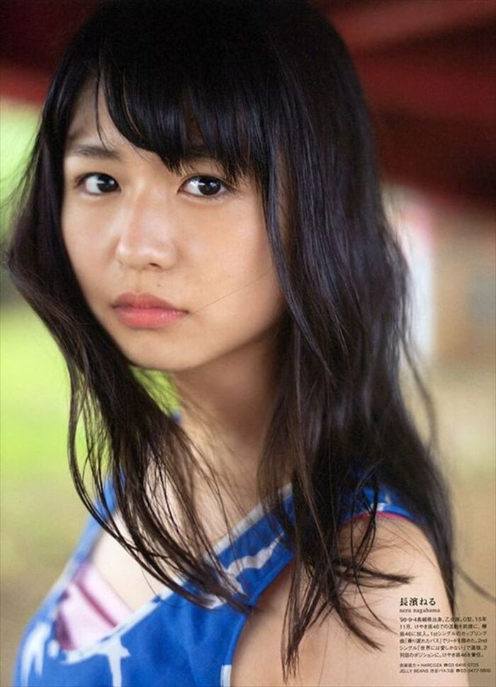 長濱ねる 超絶可愛いねるちゃんの初の写真集で人生初水着を披露のおっぱい画像 12th image