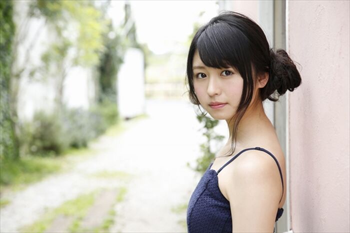 長濱ねる 超絶可愛いねるちゃんの初の写真集で人生初水着を披露のおっぱい画像 2th image