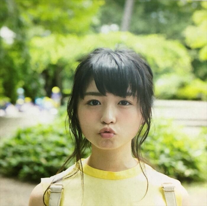 長濱ねる 超絶可愛いねるちゃんの初の写真集で人生初水着を披露のおっぱい画像 24th image