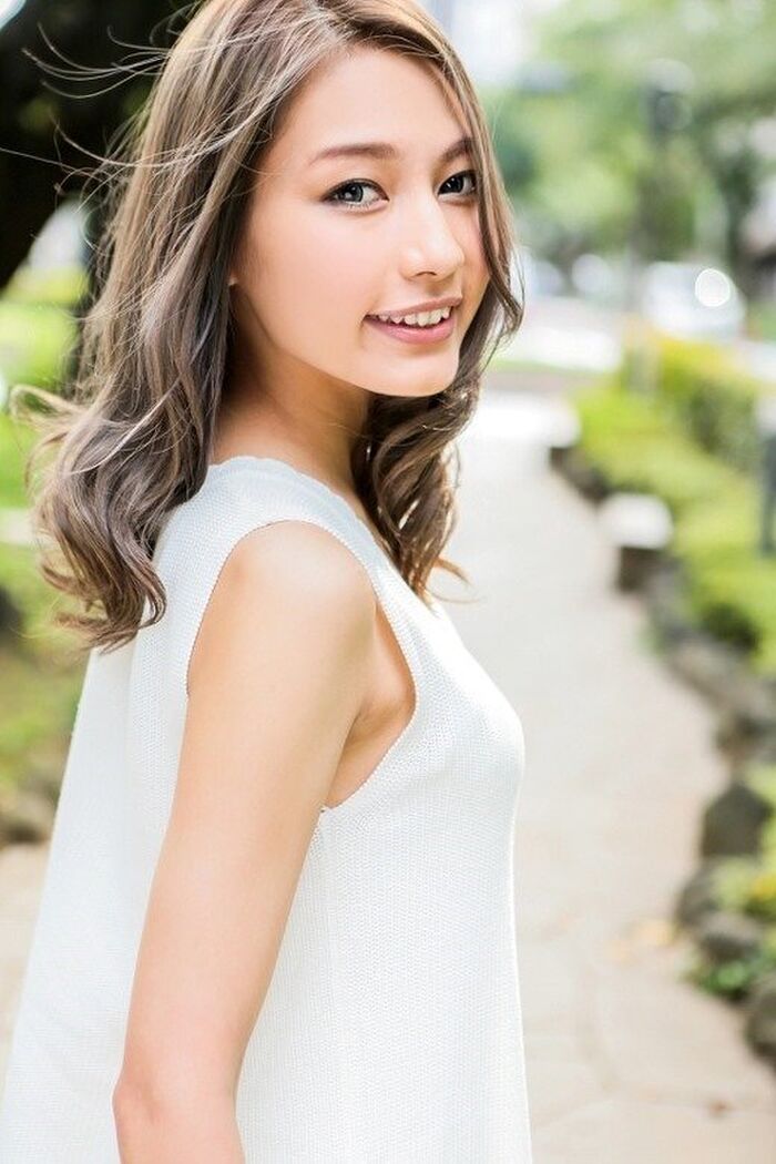The convulsions climax sex that the half beautiful girl of the super handsome does not stop in Luna Takai 2th image