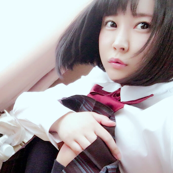 AV女優・羽生ありさちゃんの自撮りが美尻爆乳でイイ！咥えコンドームもあるよ！ 3th image