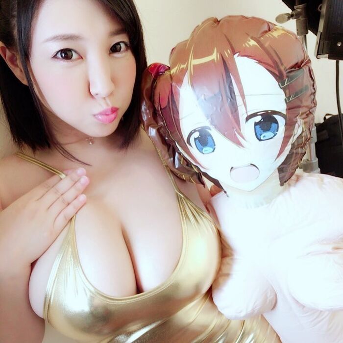 AV女優・羽生ありさちゃんの自撮りが美尻爆乳でイイ！咥えコンドームもあるよ！ 30th image