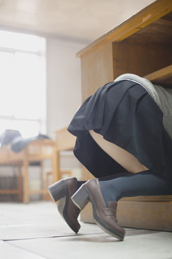 【清楚系】清潔感がすばらしい制服女子のふとももエロス画像！ 19th image