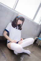 Now, the thing of cosplayers and gravure! Gym clothes bloomers picture!