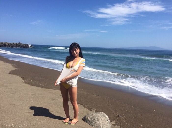 Original masked women's G-cup college student Gravure Hoshino, from yukata underwear breasts Moro out W 17th image