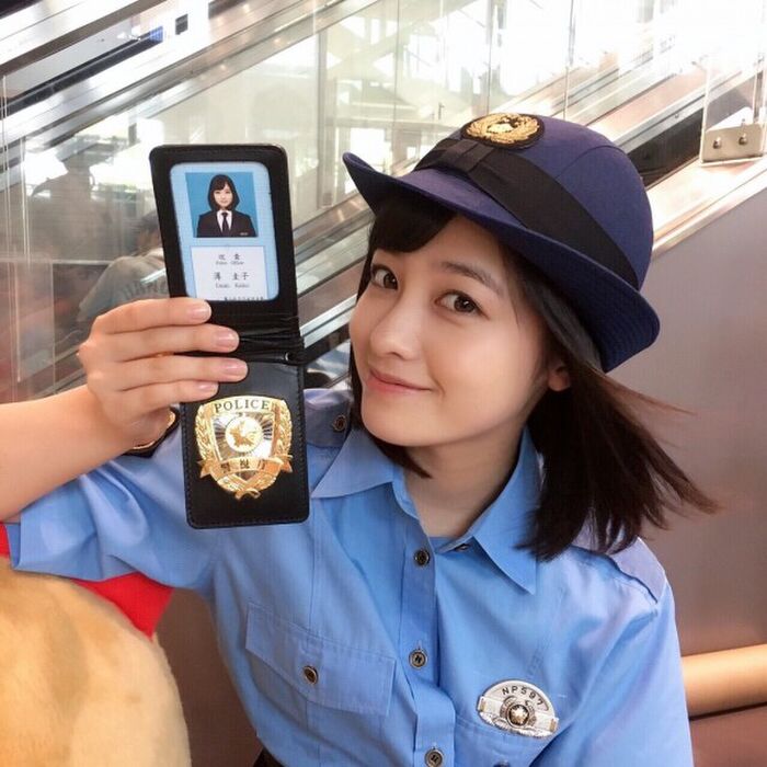 Hashimoto Naoko (18) First time sex appeal shot in the challenge of the thigh is bare ww 21th image