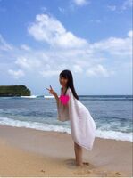 Eiko Koike New gravure cape., Bare hands bra exposure ww on the outdoors of the day