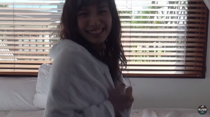Sekimizu Nagisa, 19-year-old young actress of Aquarius cm, bikini smallish breasts exposed ww in youth magazine 21th image