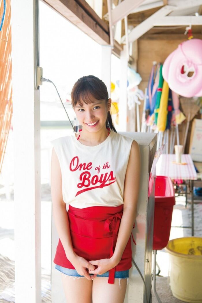 Sekimizu Nagisa, 19-year-old young actress of Aquarius cm, bikini smallish breasts exposed ww in youth magazine 6th image
