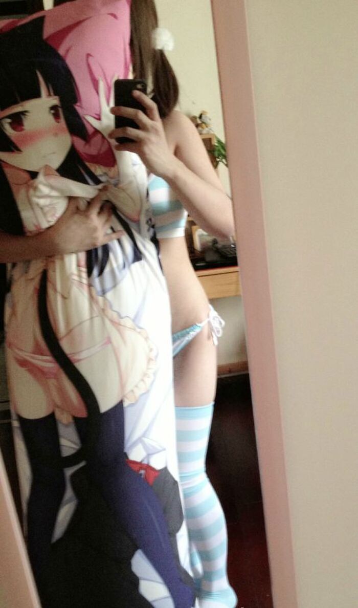 [Amateur woman] I have a mummy body to take a picture of the whole body only taking selfie indeed. www 9th image