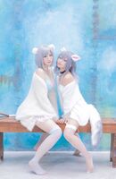 The cat ears to the fox tail! Brute Cute girl picture!