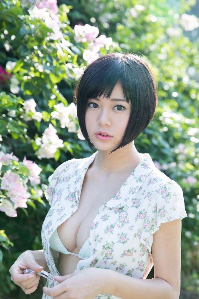 Ramu nailed to the breasts that protrude from the bikini of the serious H Cup 23th image
