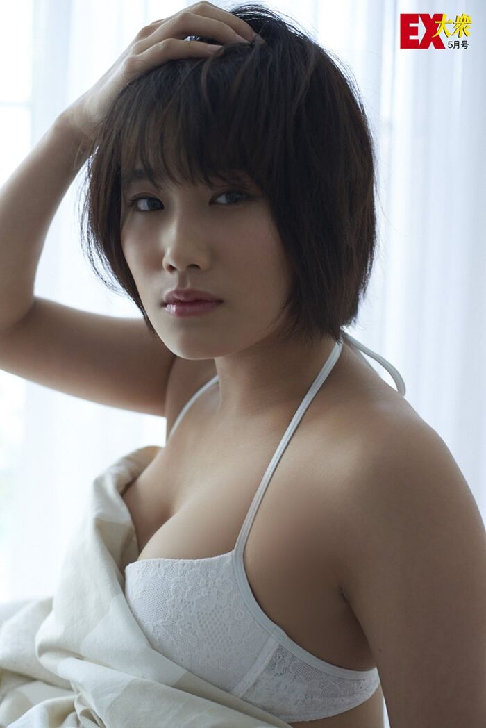 Castle Eriko (19) Nipple bare off shot &amp; Swimsuit gravure image 50 pieces 21th image